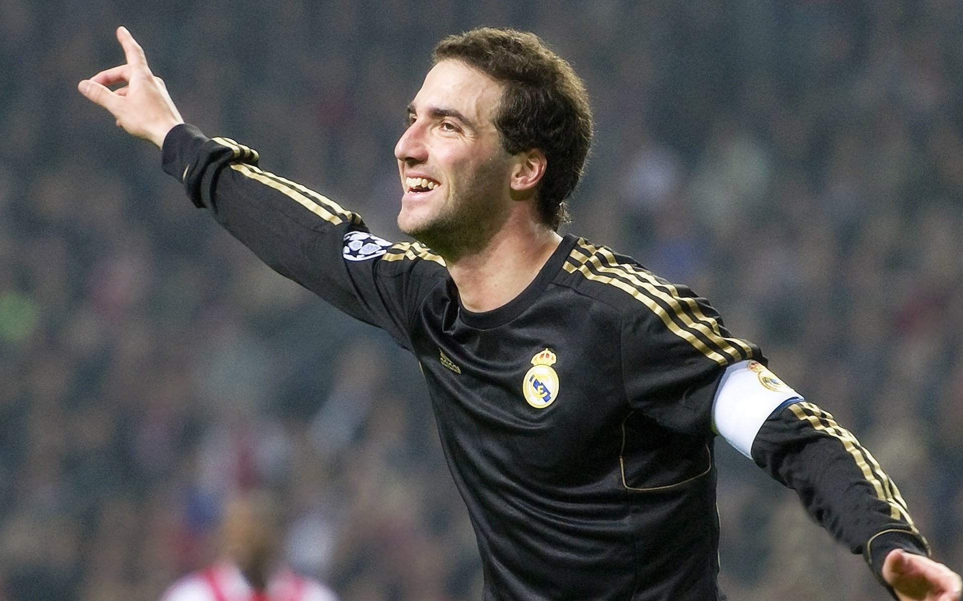 kaiyun sports safe-曼城实现大逆转，成功晋级欧冠八强，曼城晋级欧冠四强